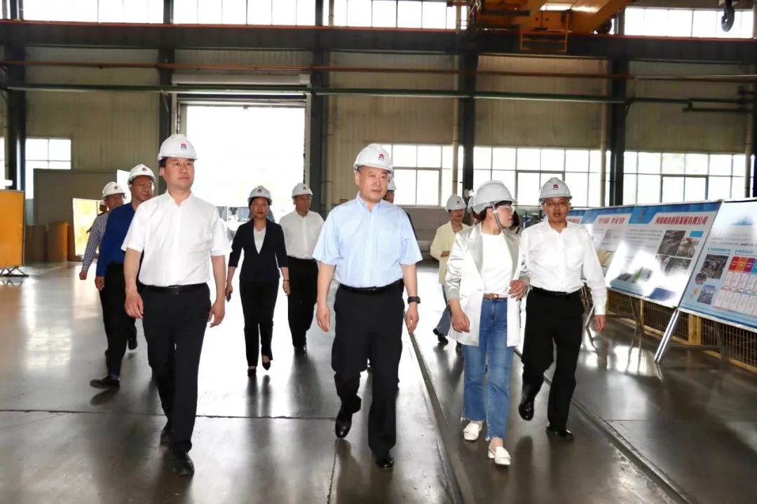 郑州海关副关长李兆明到俄罗斯专享会294官网 - 俄罗斯专享会网站登录科技调研